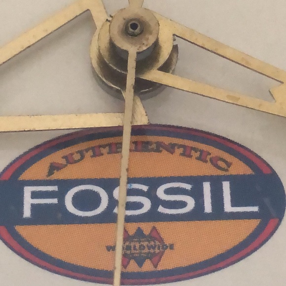 Vintage Fossil alarm clock - Picture 7 of 16